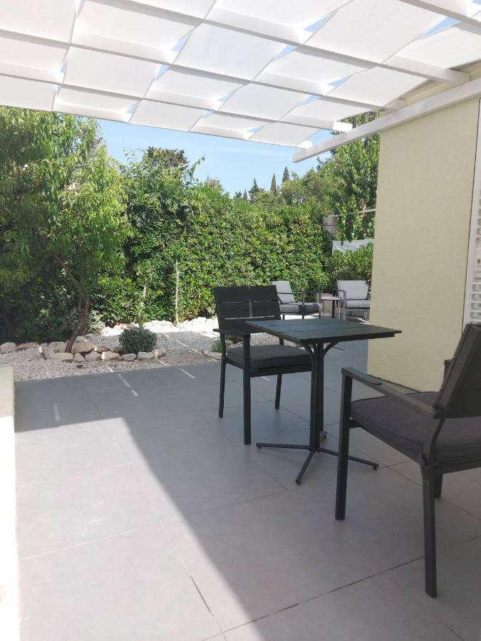 Apartman Lucija กอร์จูลา ภายนอก รูปภาพ
