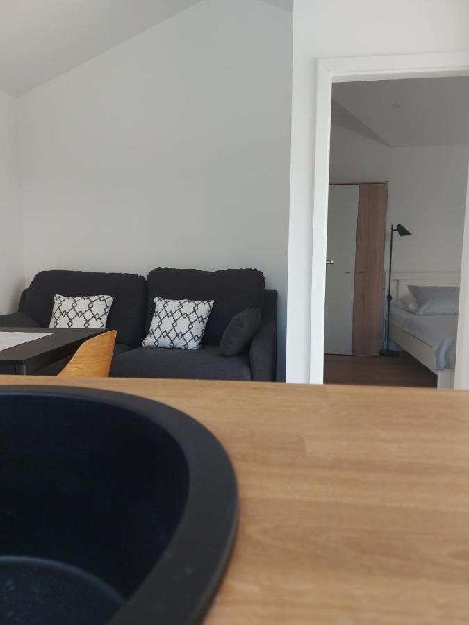 Apartman Lucija กอร์จูลา ภายนอก รูปภาพ