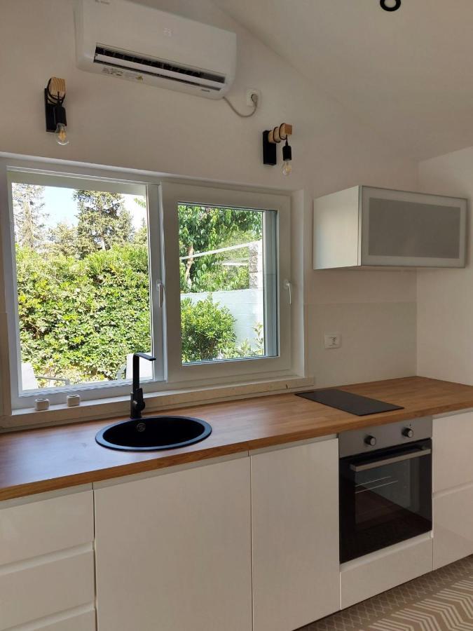 Apartman Lucija กอร์จูลา ภายนอก รูปภาพ