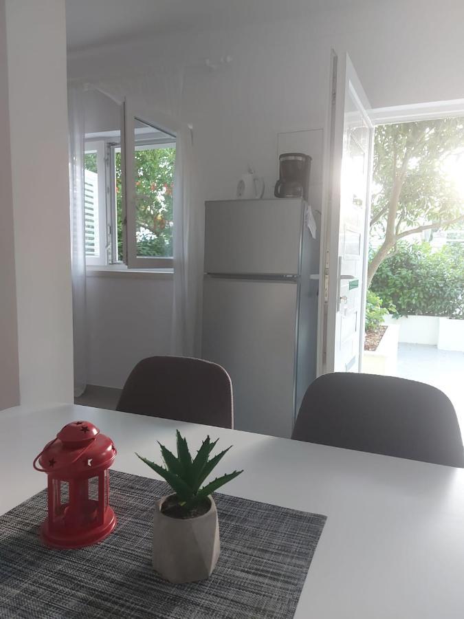 Apartman Lucija กอร์จูลา ภายนอก รูปภาพ