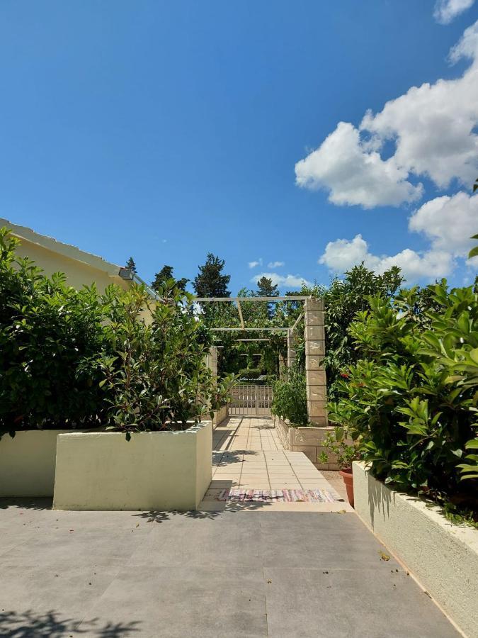 Apartman Lucija กอร์จูลา ภายนอก รูปภาพ