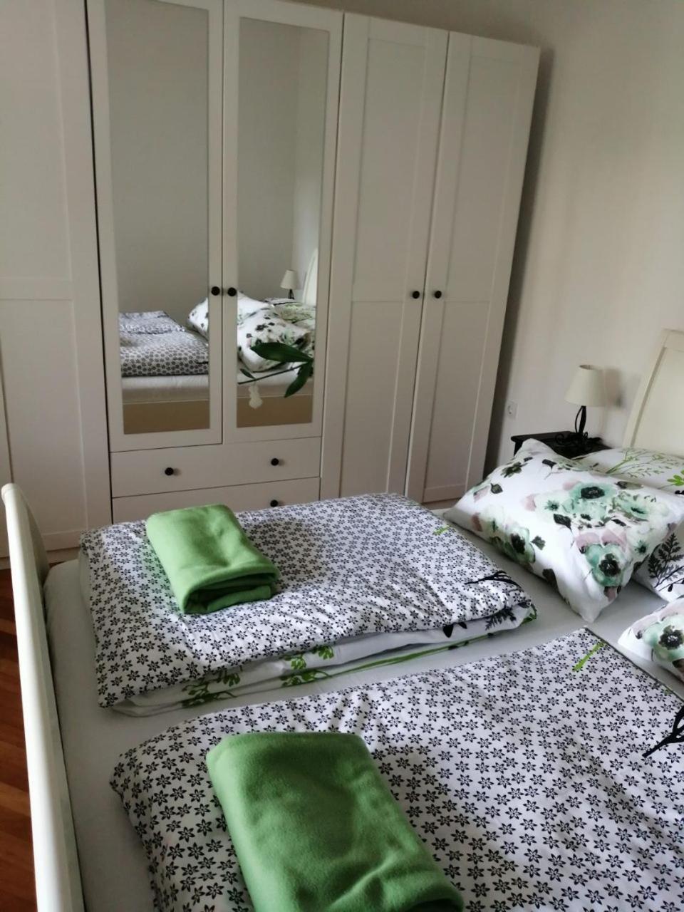 Apartman Lucija กอร์จูลา ภายนอก รูปภาพ