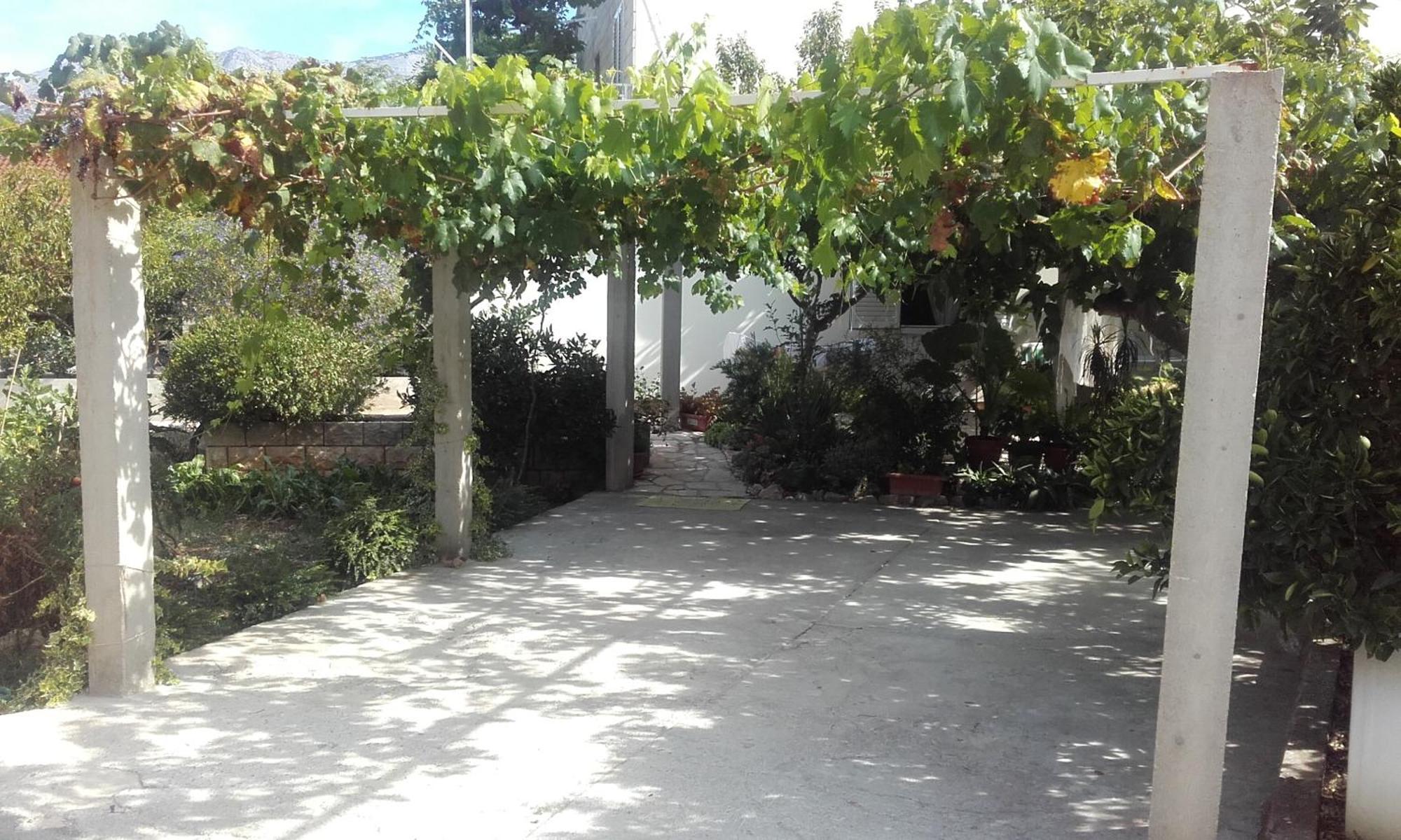 Apartman Lucija กอร์จูลา ภายนอก รูปภาพ